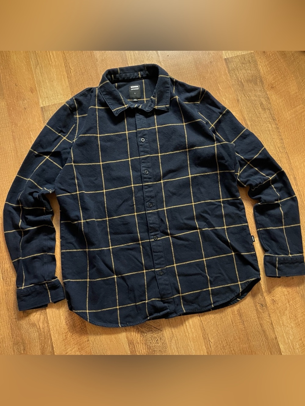 Men’s Navy Blue and Yellow 100% Cotton Plaid Flannel Button Down Shirt Large
